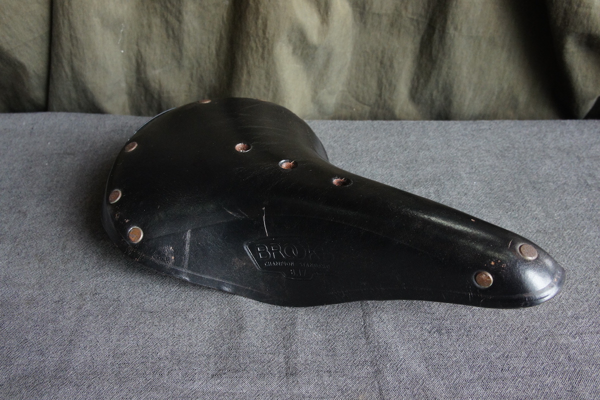 状態 送料込 当時物1976年製 英国製BROOKS B17 CHAMPION 状態 送料込 当時物1976年製 英国製BROOKS B17 CHAMPION