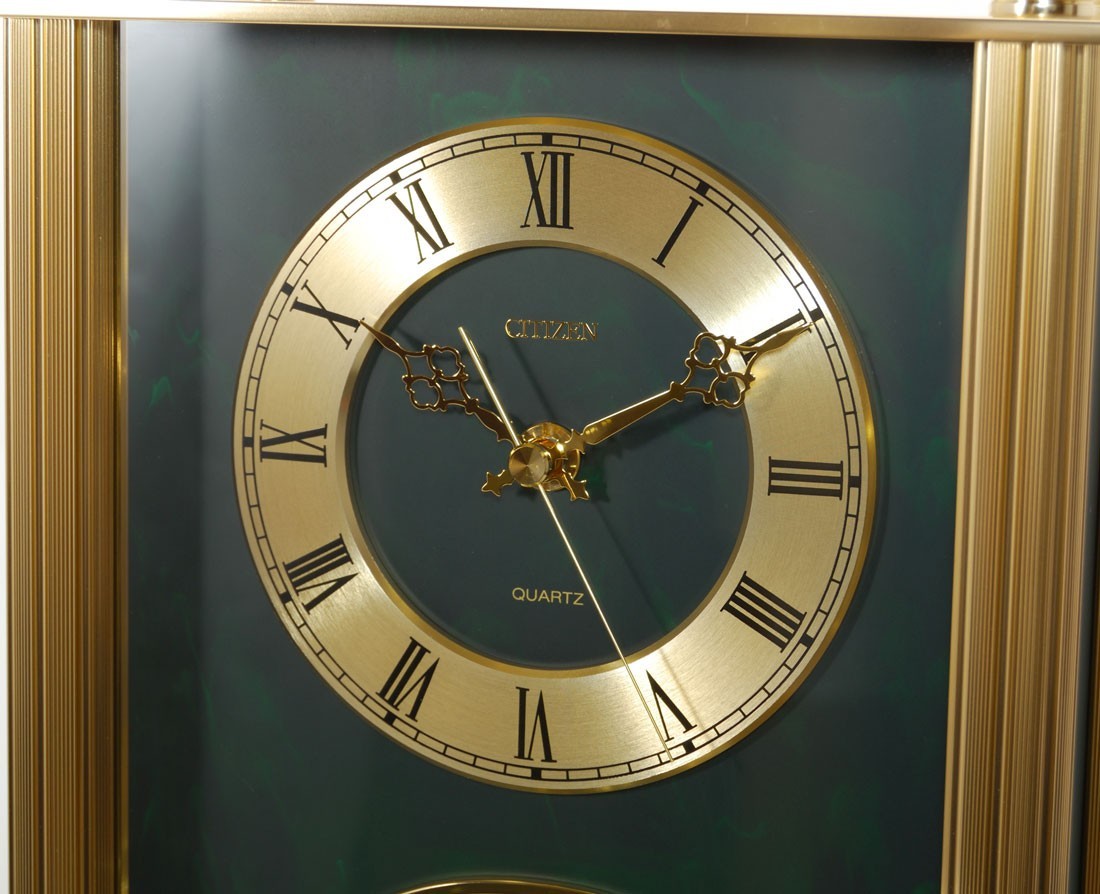 訳あり アウトレット品 CITIZEN シチズン 高級置き時計 4SG636-97-005 ゴールド グリーン アナログ 置時計 金色 緑色の画像4