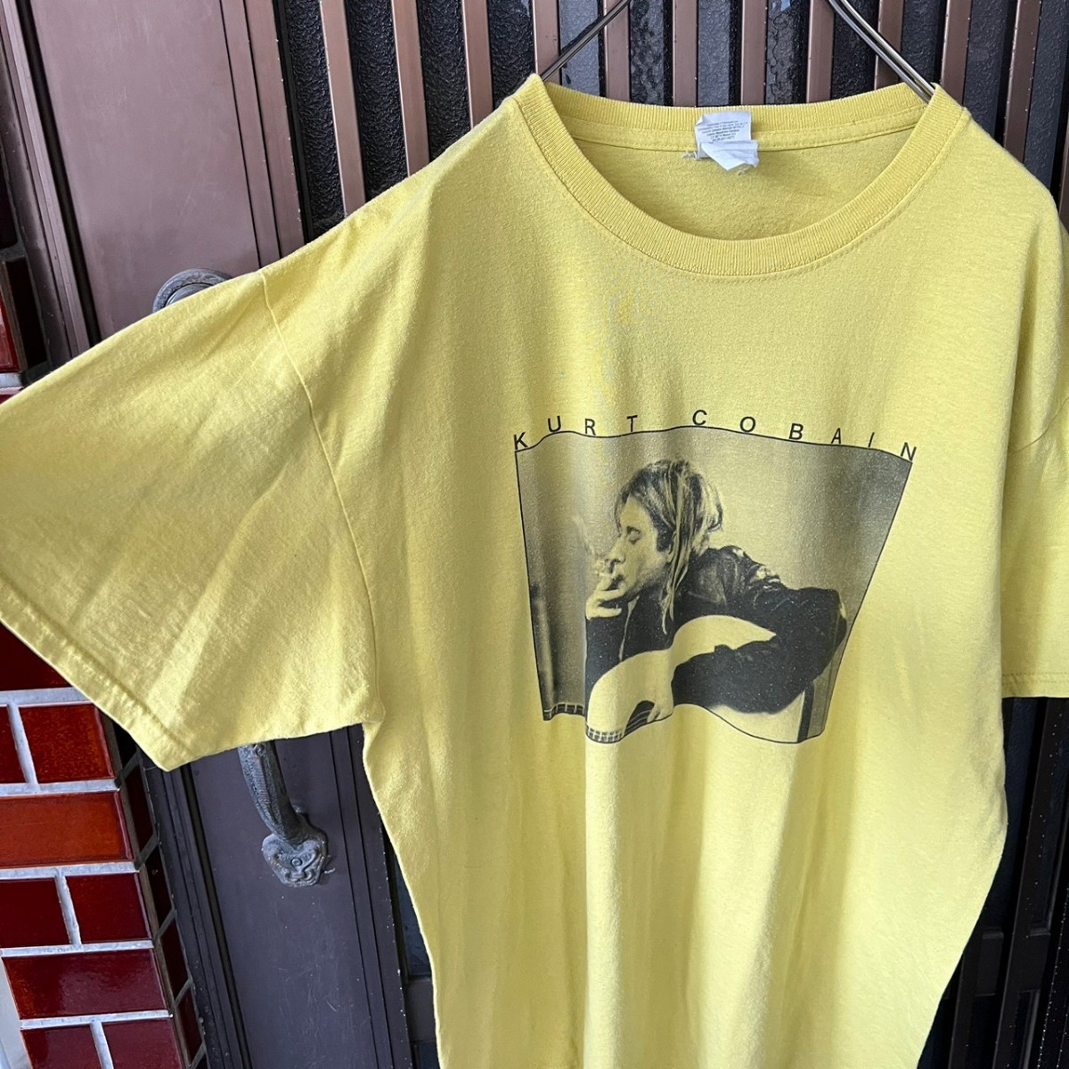 KURT COBAIN NIRVANA s 's PHOTO Band Tshirts smoke カート