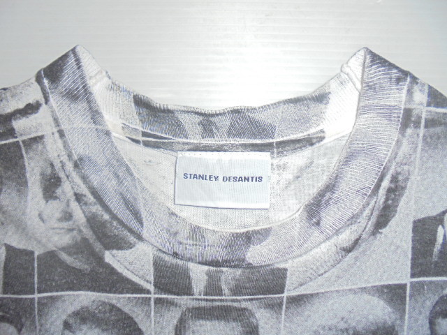 '90s ヴィンテージ STANLEY DESANTIS スタンリー・デサンティス Tシャツ 綿 100% MADE IN U.S.A. アメリカ 米国製 顔写真 総柄 半袖 白 黒_画像2