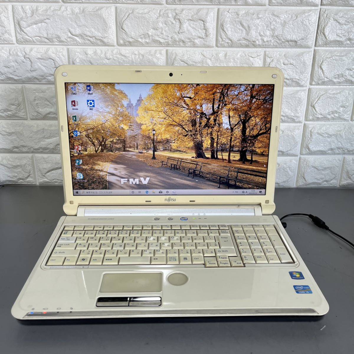 Yahoo!オークション 富士通lifebook AH56/D i52520M 240GB2025