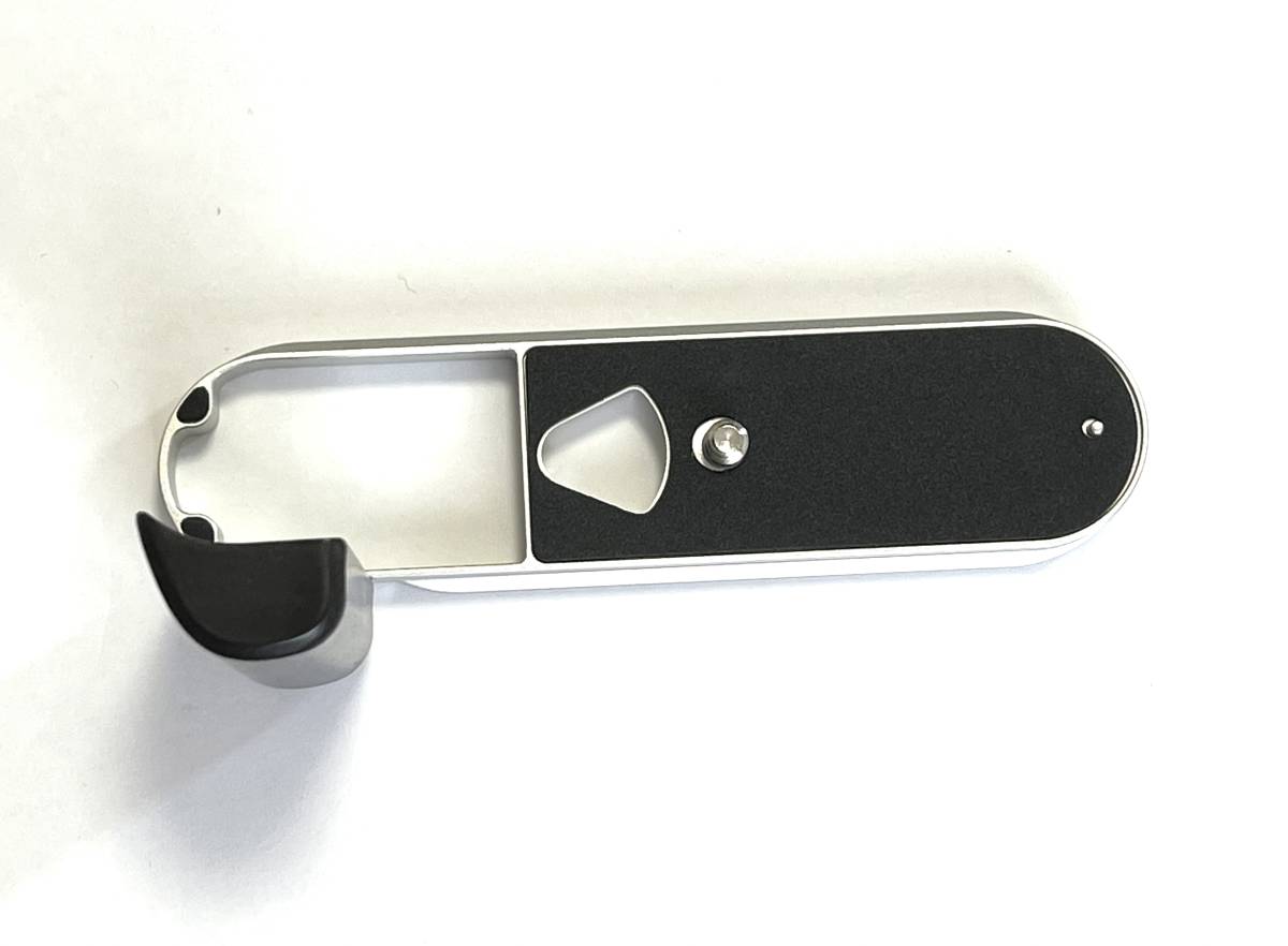 新品 LEICA ライカ m11用 ハンドグリップ (黒檀 アルミニウム 新品 LEICA ライカ m11用 ハンドグリップ (黒檀 アルミニウム