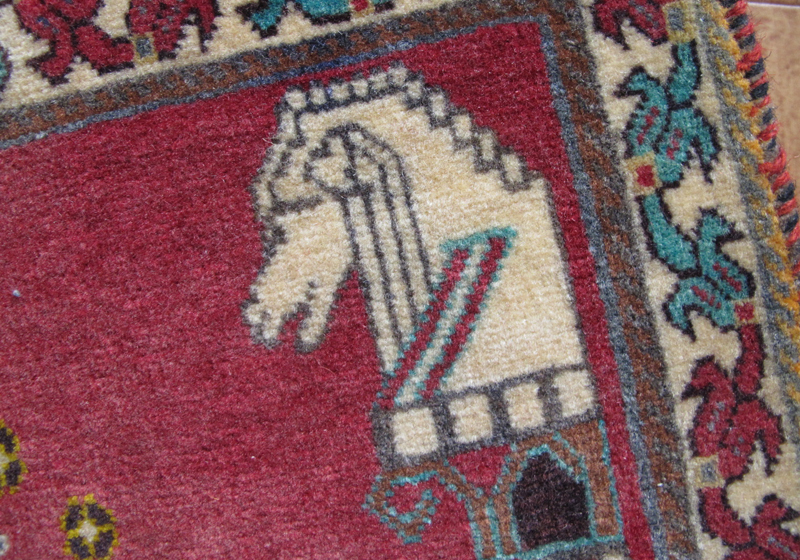 ギャッベ イラン産ギャベ（カシュガイ） 座布団サイズ 59×60cm 天然ウール100％ 手織り （品番：ZP-1355）_画像4