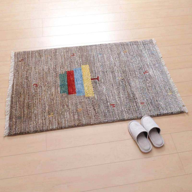 プレミアムギャッベ／ホシナマイ（カシュクリ） 135×87cm イラン産 手織り アクセントウール 天然素材 ラグマット(HM-69726）