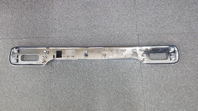 スズキ スペーシア MK53S 純正 リアゲートガーニッシュ ガーニッシュ メッキ 外装品 83941-79R0 83941-79R1 現状販売 中古_画像4