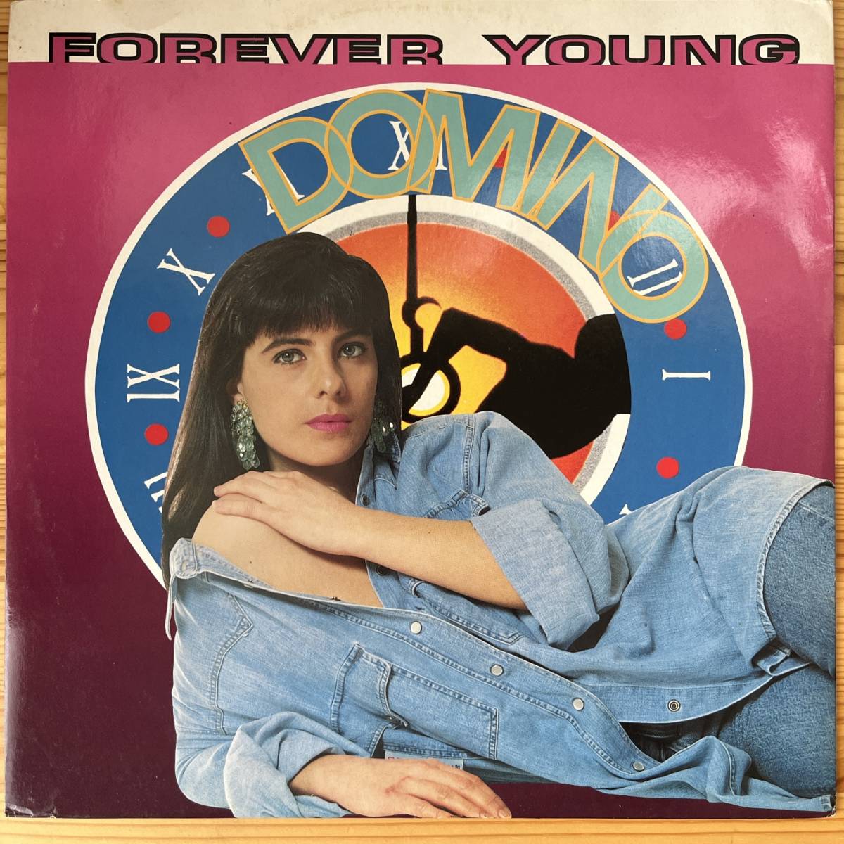 イタリア盤 12“ Domino (2) Forever Young Abeat 1048の画像1