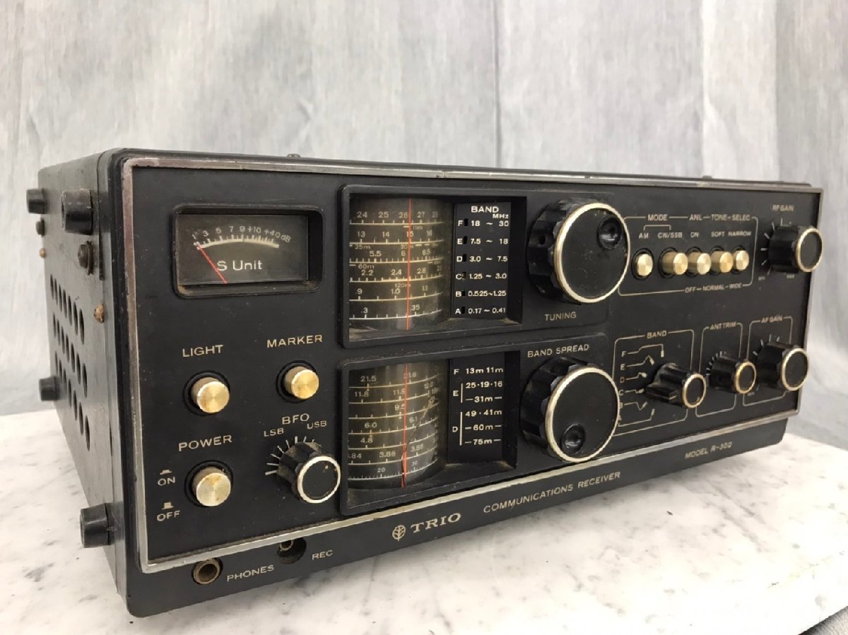 □t288 ジャンク☆TRIO トリオ R-300 通信型受信機 レシーバー