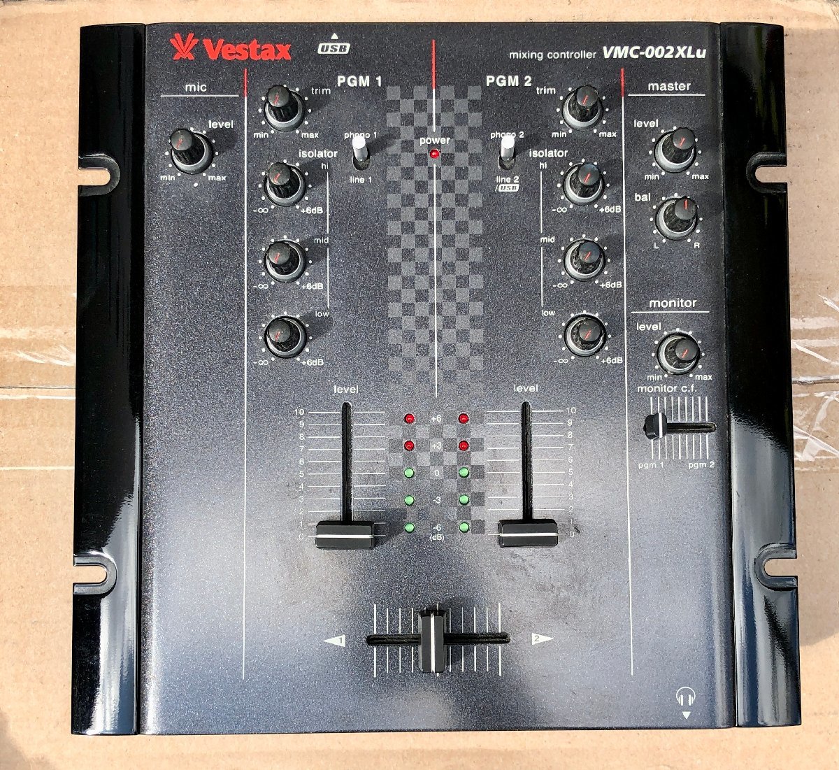 TD0168 Vestax DJミキサー VMC-002XLu