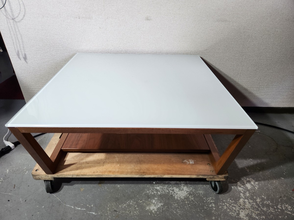 CALLIGARIS（カリガリス）ローテーブル・リビングテーブル・W800×D800×H350