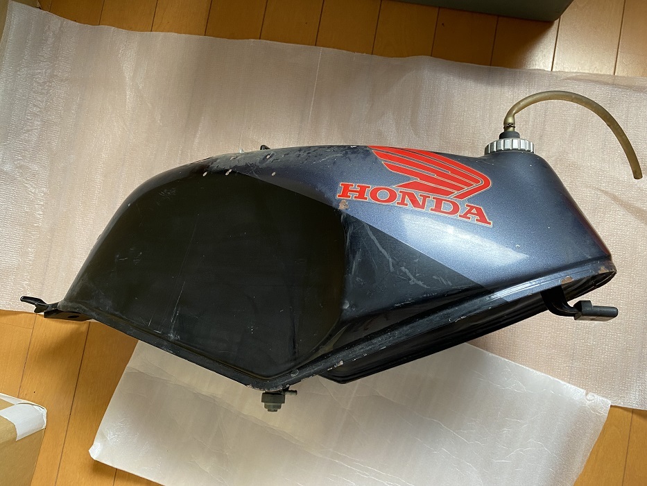 HONDA ホンダ NSR50 純正 タンク 外装 NSR75 NSR80 CRM50 NS50F NS-1 NSRmini マフラー アッパー アンダー テール サイド シート カウル_画像2