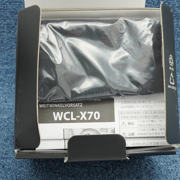 新品 未使用 FUJIFILM X70用 ワイドコンバージョンレンズ シルバー WCL-X70 62mm 富士フイルム_画像3