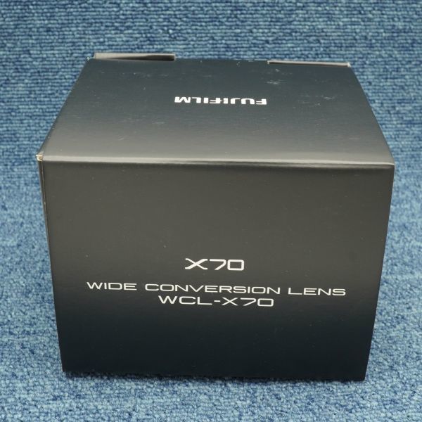 新品 未使用 FUJIFILM X70用 ワイドコンバージョンレンズ シルバー WCL-X70 62mm 富士フイルム_画像2