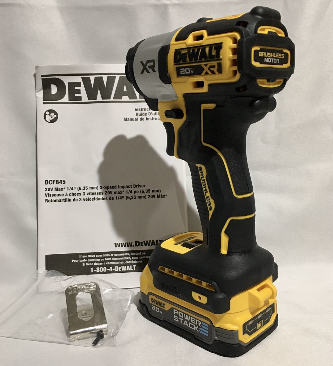 デウォルト DeWALT 20V XR インパクトドライバ DCF845と電池DCBP034 1