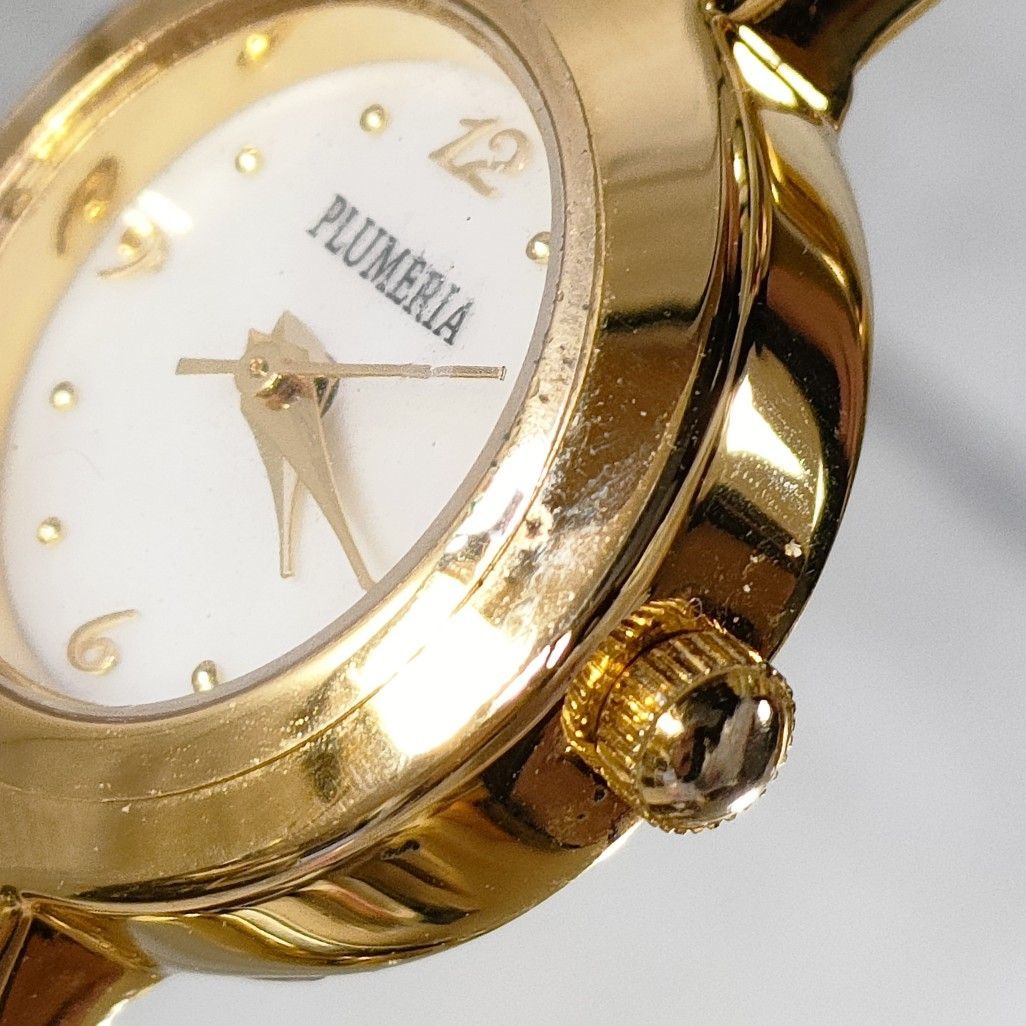 プルメリア PLUMERIA クォーツ 腕時計 ゴールド調 バングル ブレスレット 稼動品 【9470_画像2