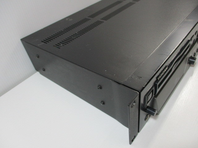 TASCAM商用CD錄像機CD-RW900SL 原文:TASCAM 業務用CDレコーダー CD-RW900SL 