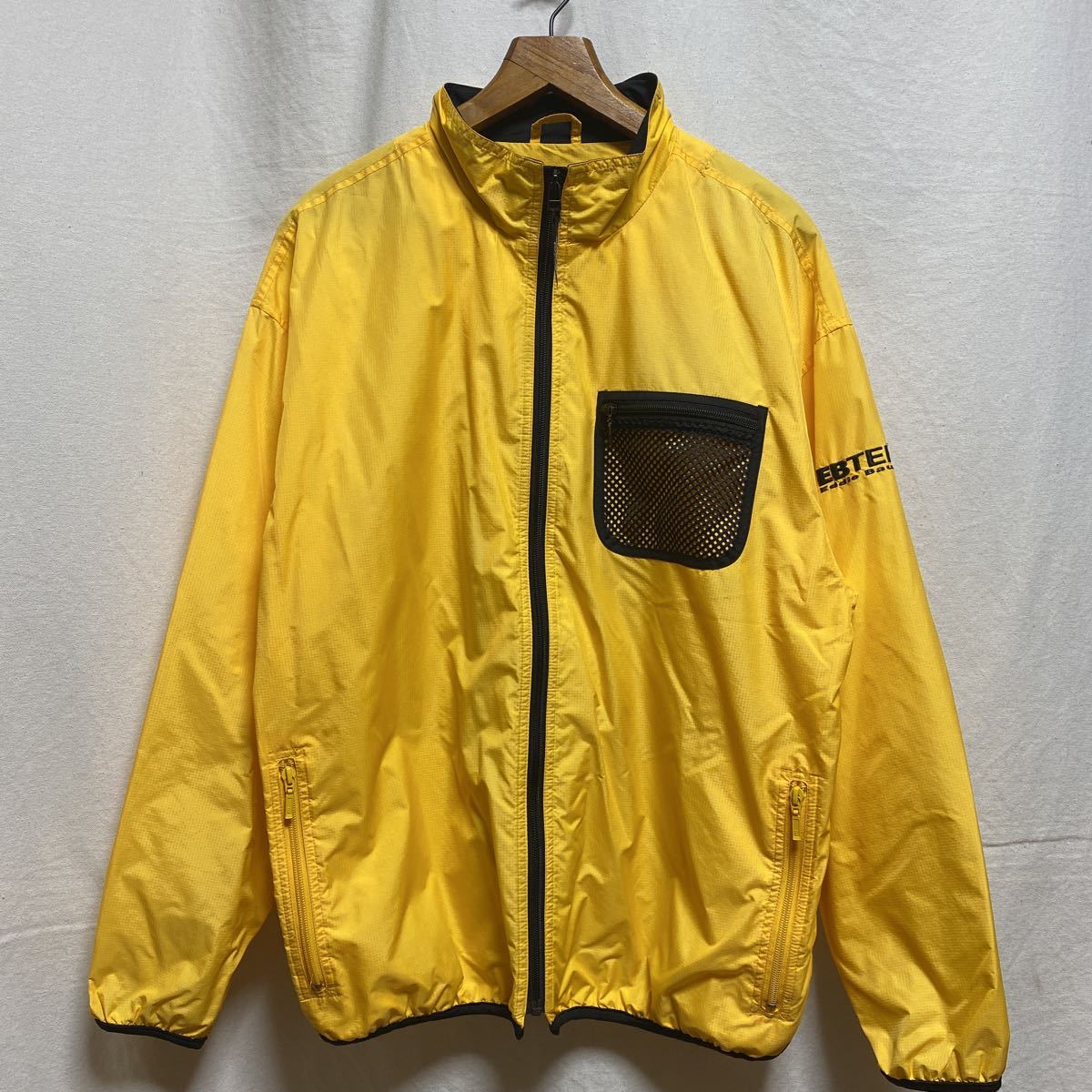 オールド EBTEK リップストップ ナイロンジャケット イエロー 90s ヴィンテージ 古着. Eddie Bauer エディーバウアー スタンドカラー_画像2