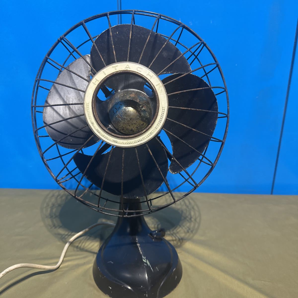 岐阜発　HITACHI 扇風機 ビンテージ 昭和レトロ アンティーク Desk FAN_画像1