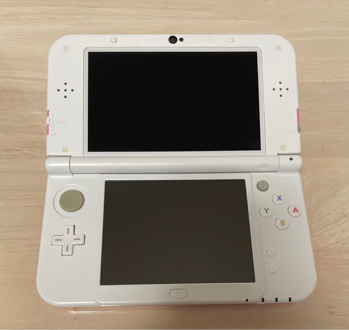 動作良好】Newニンテンドー3DS LL ピンク×ホワイト 純正充電器付き