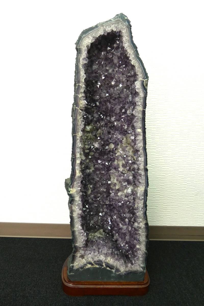 26203 ☆ アメジストドーム 天然石 約15kg 高さ約66cm(台座含む) 水晶