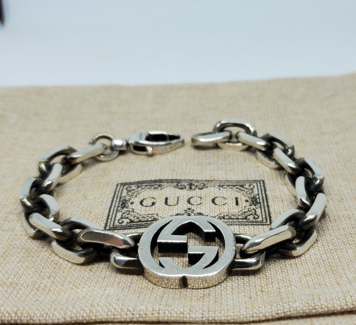 【美品】希少グッチGUCCI インターロッキング バングル スリム 17号 【美品】希少グッチGUCCI インターロッキング バングル スリム 17号