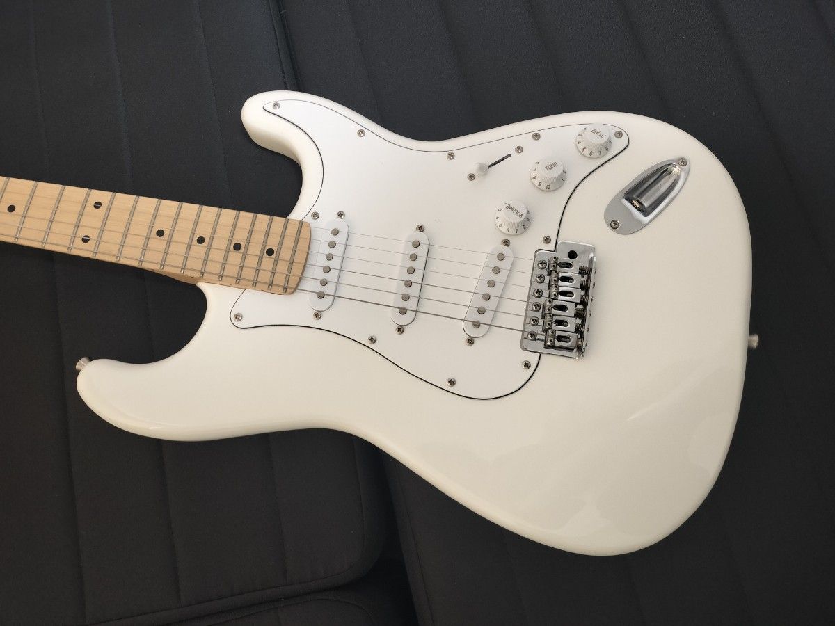PLAYTECH ( プレイテック ) ST250 ホワイト メイプル指板 PLAYTECH ( プレイテック ) ST250 ホワイト メイプル指板