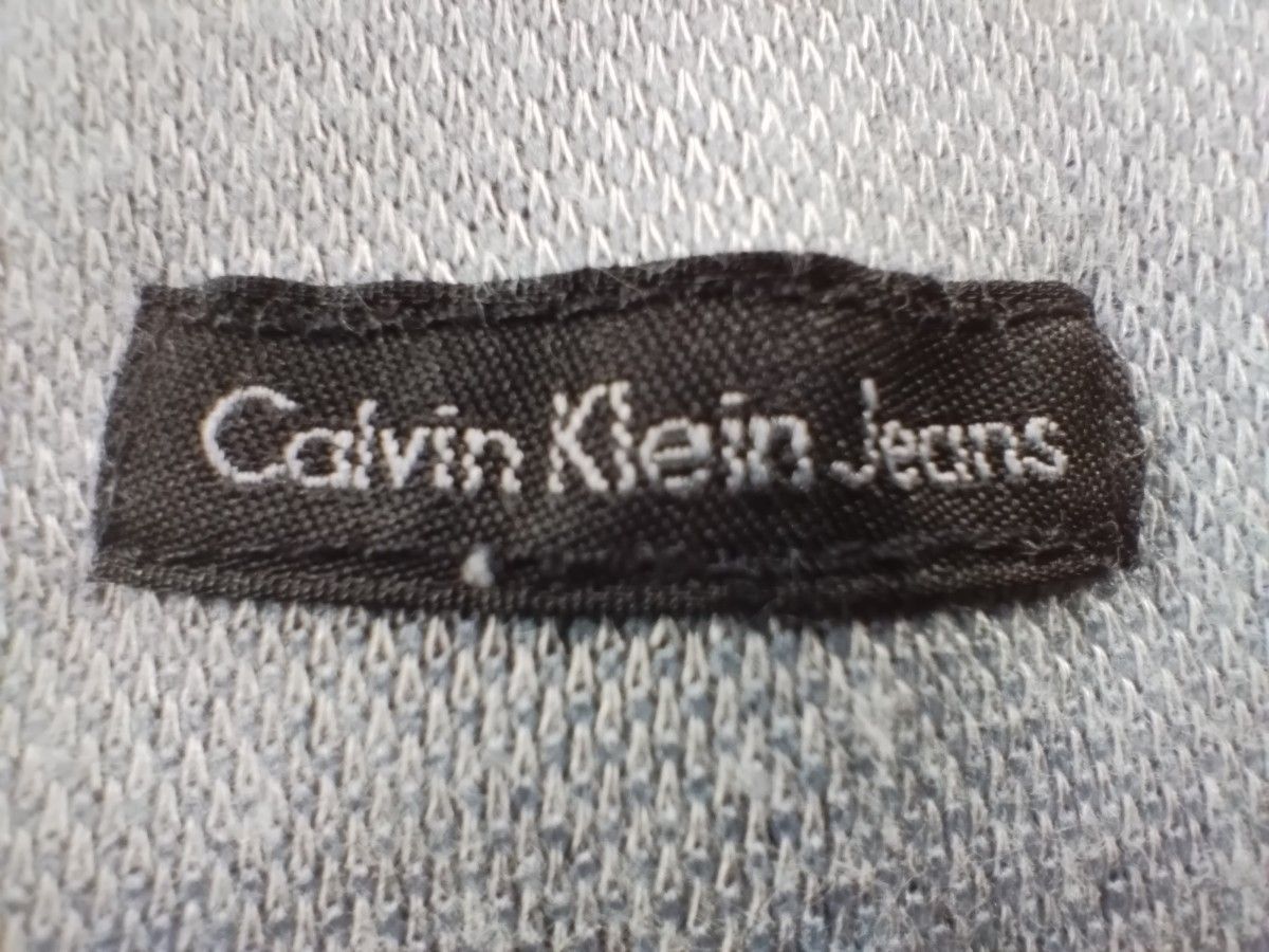 ★カルバンクライン ★ Calvin Klein　半袖　トップス　グレー　サイズS/P/CH　USED
