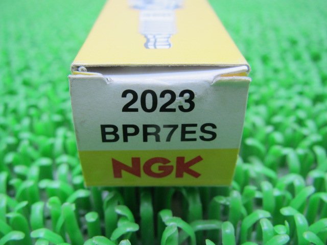 NGK スパークプラグ BPR7ES 在庫有 即納 日本特殊陶業 新品 YD250 S ’89年9月～ 3NU_BPR7ES