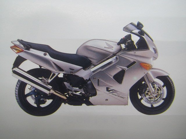 VFR800 パーツリスト 3版 ホンダ 正規 中古 バイク 整備書 RC46-100 105 110 VFR800FI oA 車検 パーツカタログ 整備書_パーツリスト