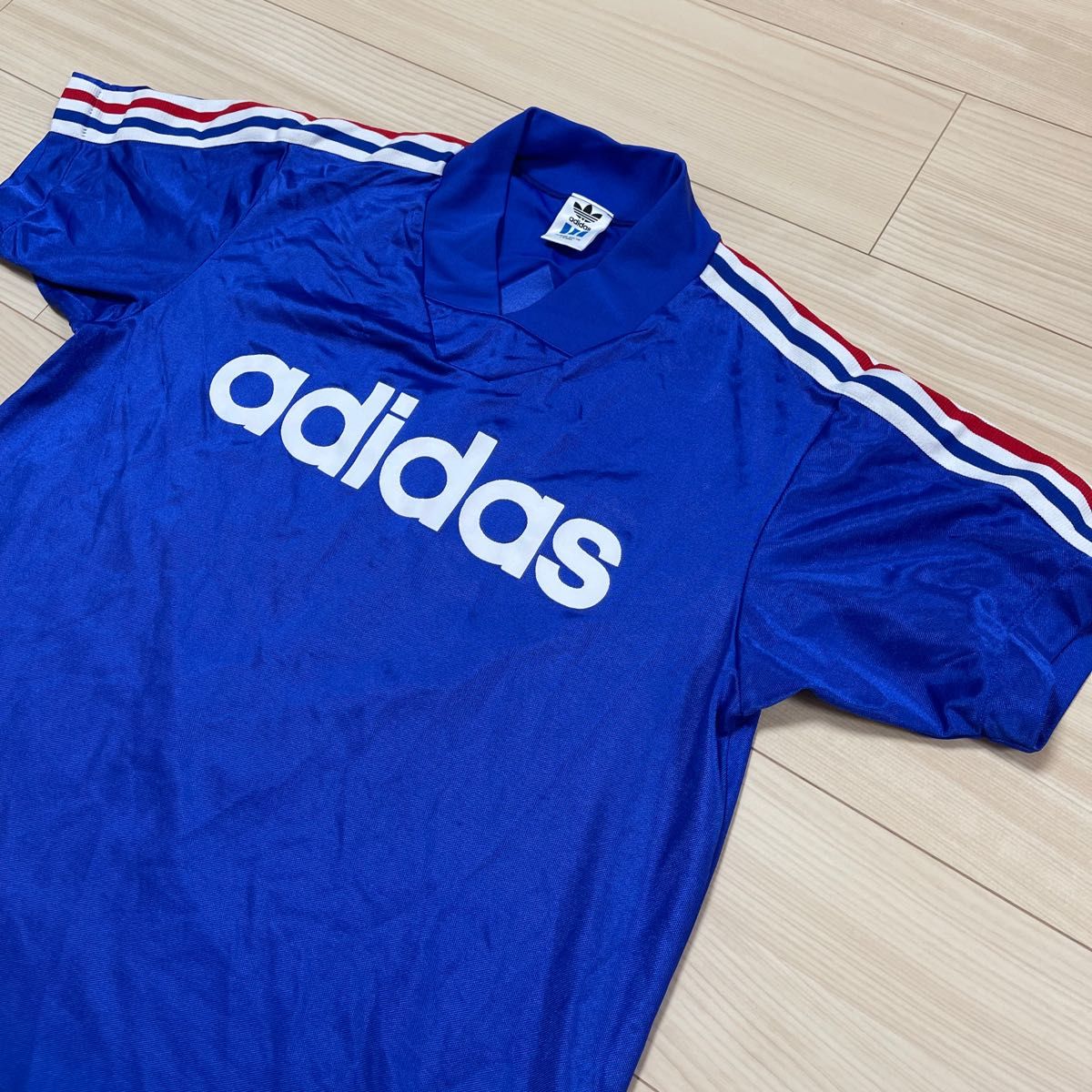 adidas アディダス 90s デサント製 ビッグロゴ Tシャツ ゲームシャツ 半袖Tシャツ サイズ：M〜 L トリコロール