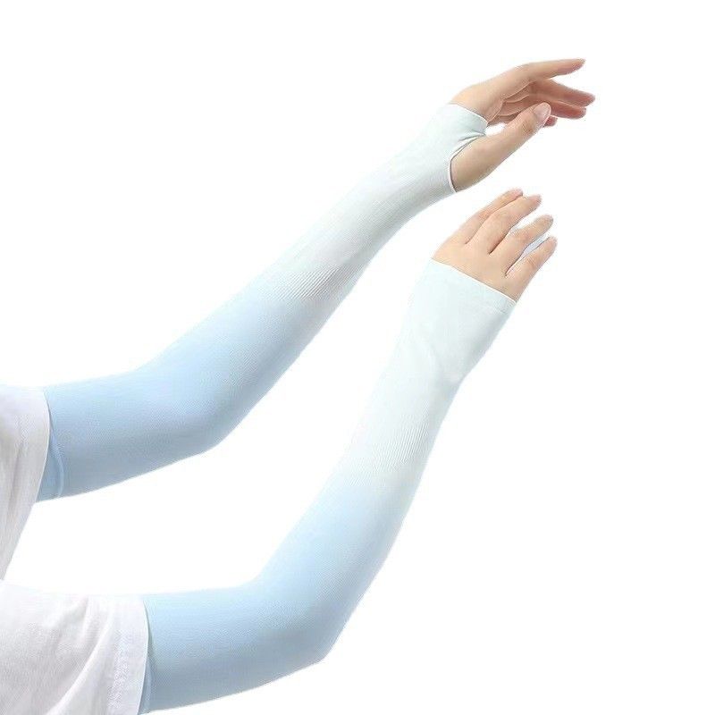 冷感アームカバー ひんやり　腕カバー 日焼け防止 紫外線対策 UVケア　UVカット・  指穴あり白と水色