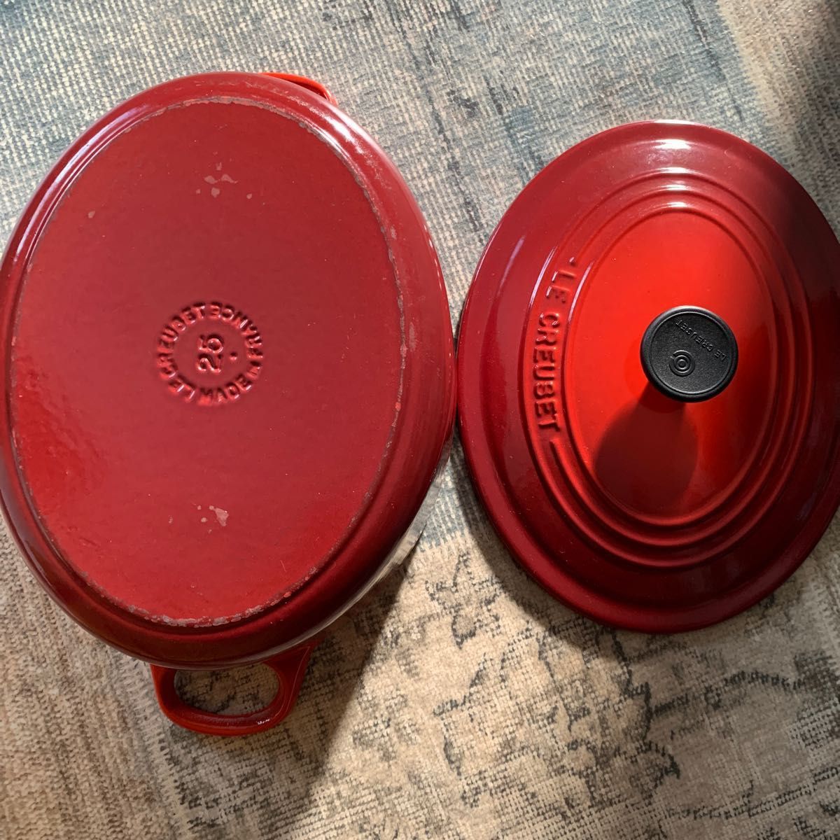 LE CREUSET ココット オーバル　 両手鍋 ル・クルーゼ チェリーレッド