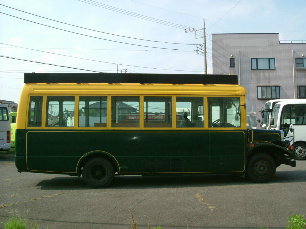 *13 year Mitsubishi Rosa retro bonnet bus rear double doors NOx,PM conform rare car 