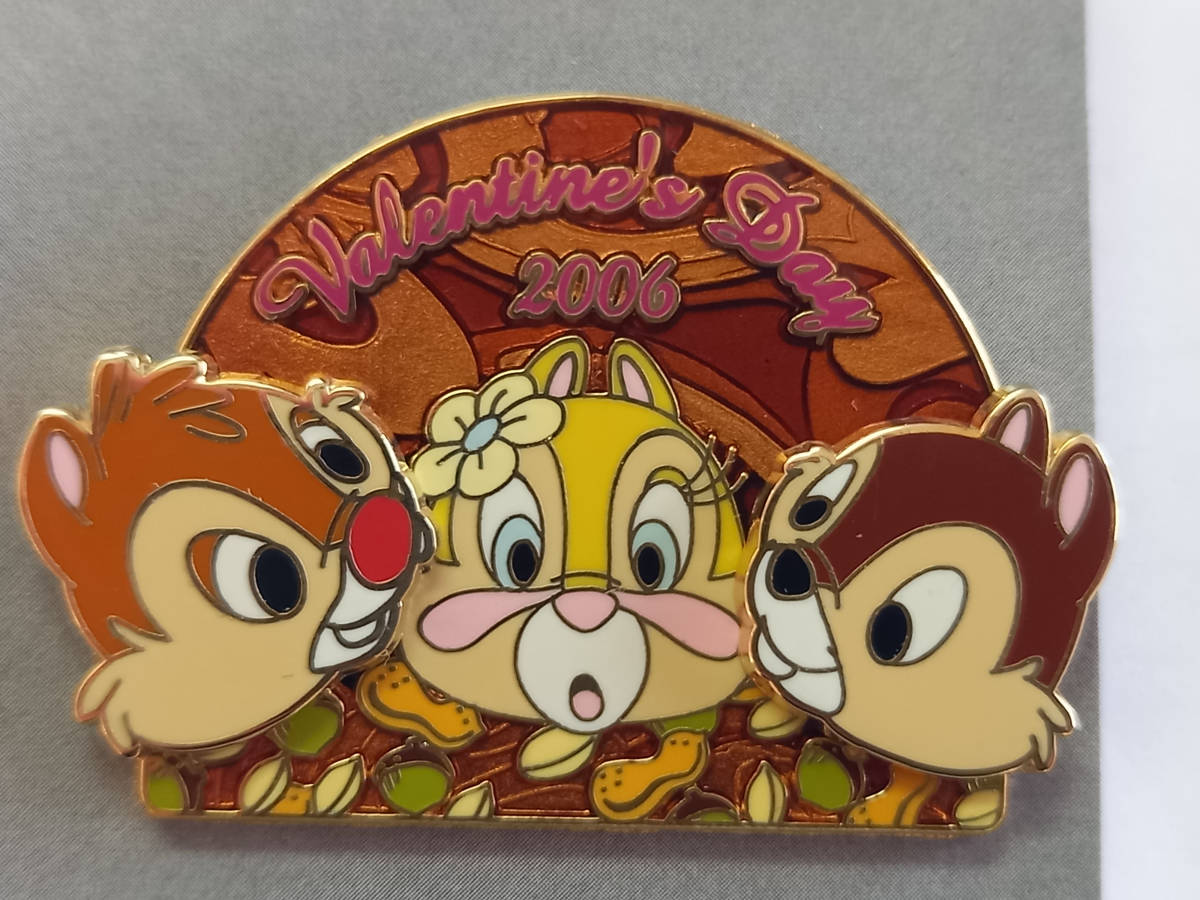 ○ ディズニー Disney store pin チップ＆デールピン バレンタインデー