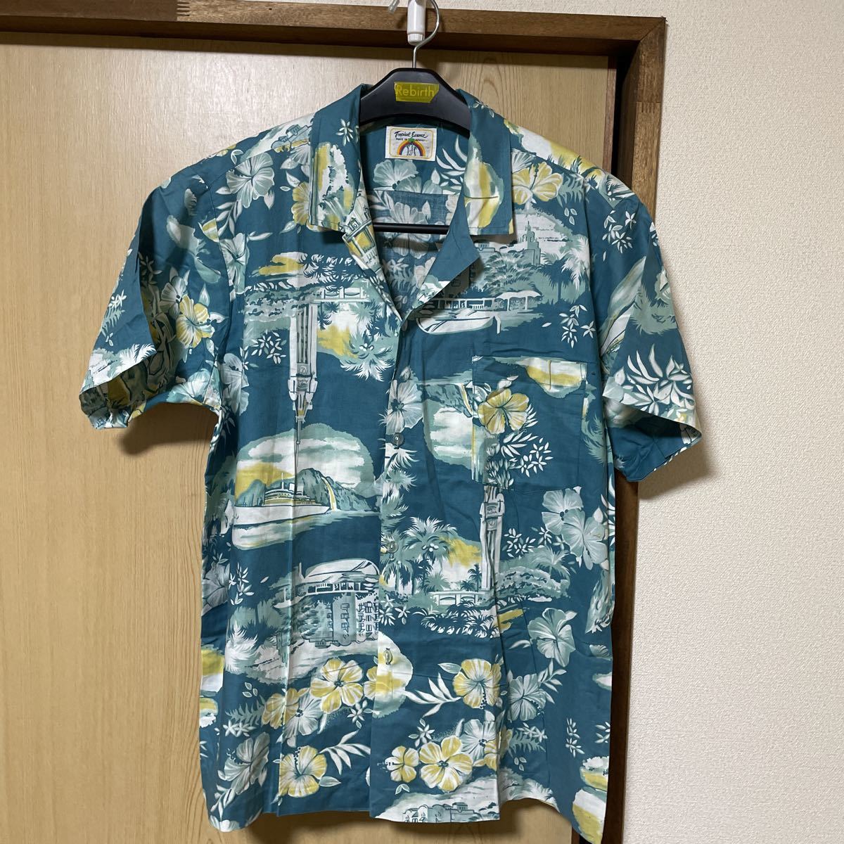tropical essemceアロハシャツ HAWAII製Mサイズ_画像1
