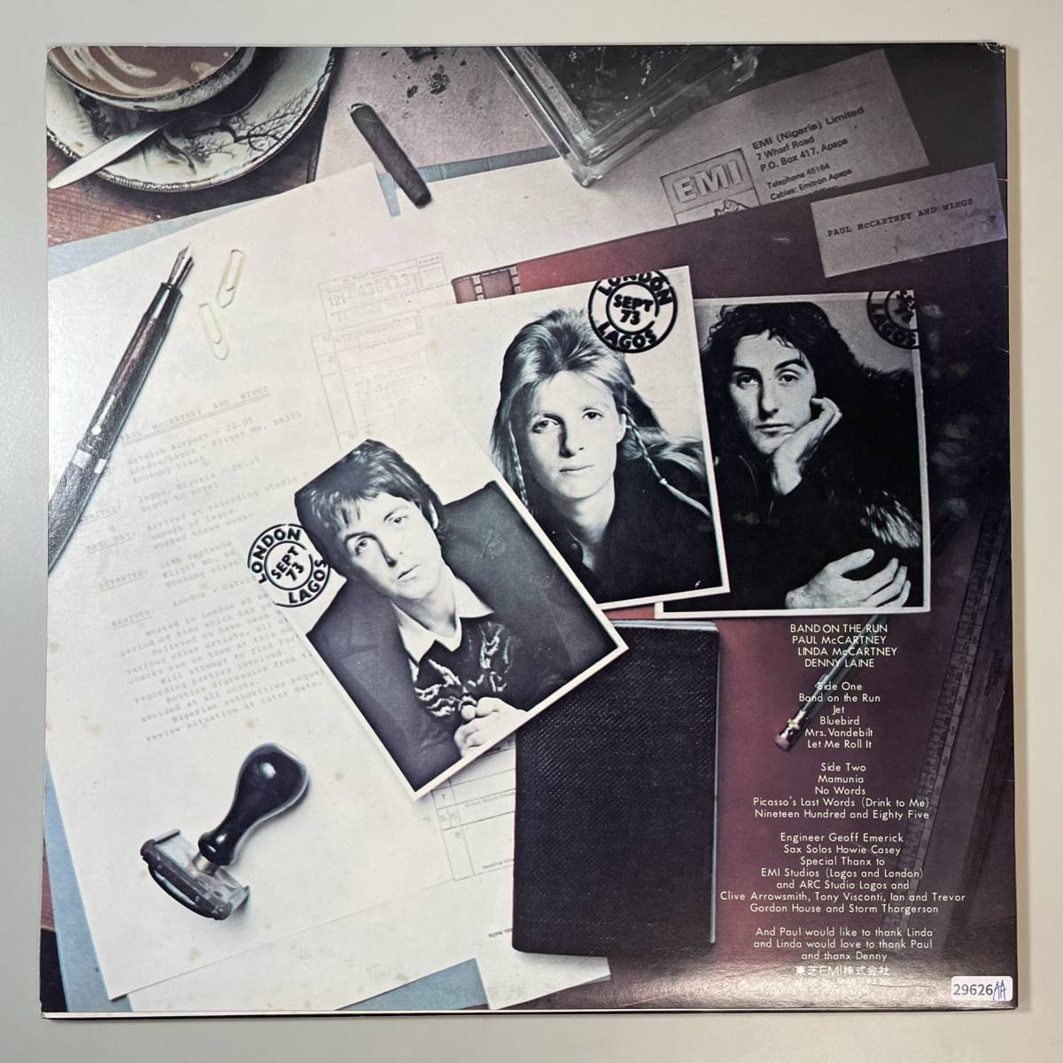 29626★美盤【日本盤】 Paul McCartney & Wings / Band On The Run ・ポスター付属_画像2