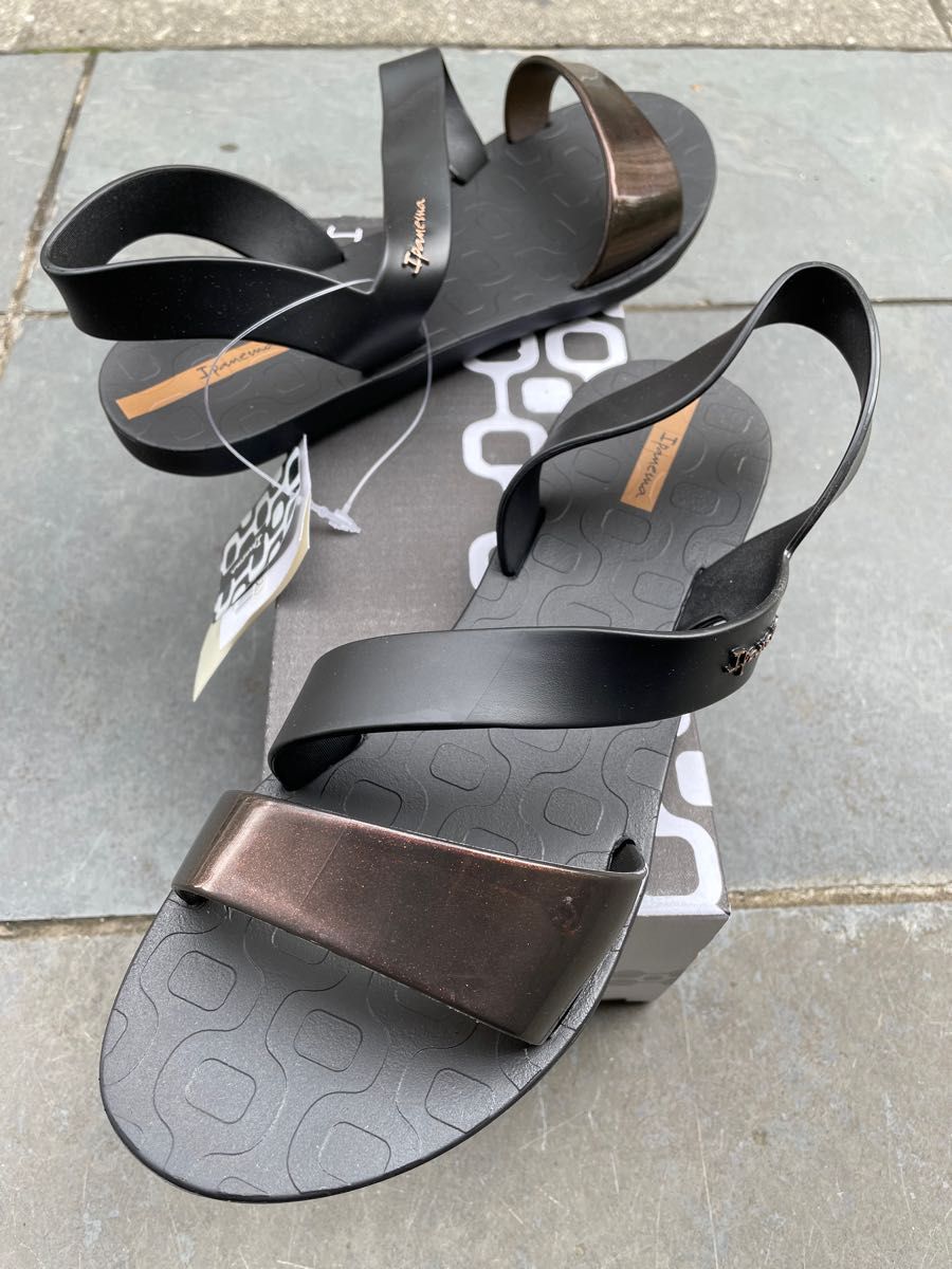 ipanema VIBE SANDAL 黒/黒　38 25.5cm  ブラジル製