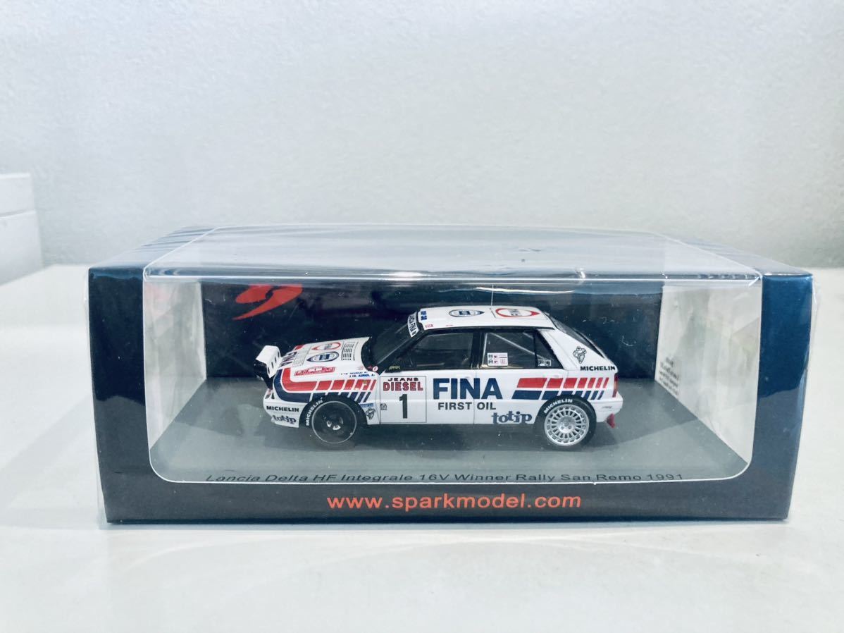 【送料無料】1/43 Spark ランチア デルタ HF インテグラーレ 16V #1 D.オリオール Winner Rally San Remo 1991 ライトポッド付_画像4