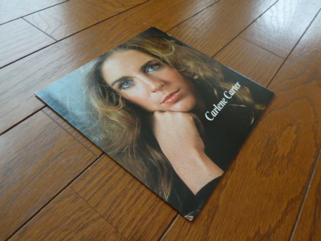 7インチ ep レコード　CARLENE CARTER love is gone / 7inch _画像2