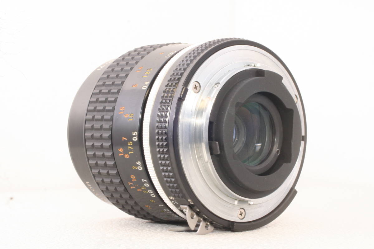 ジャンク品　Nikon Ai-s Micro Nikkor 55mm F2.8_画像5