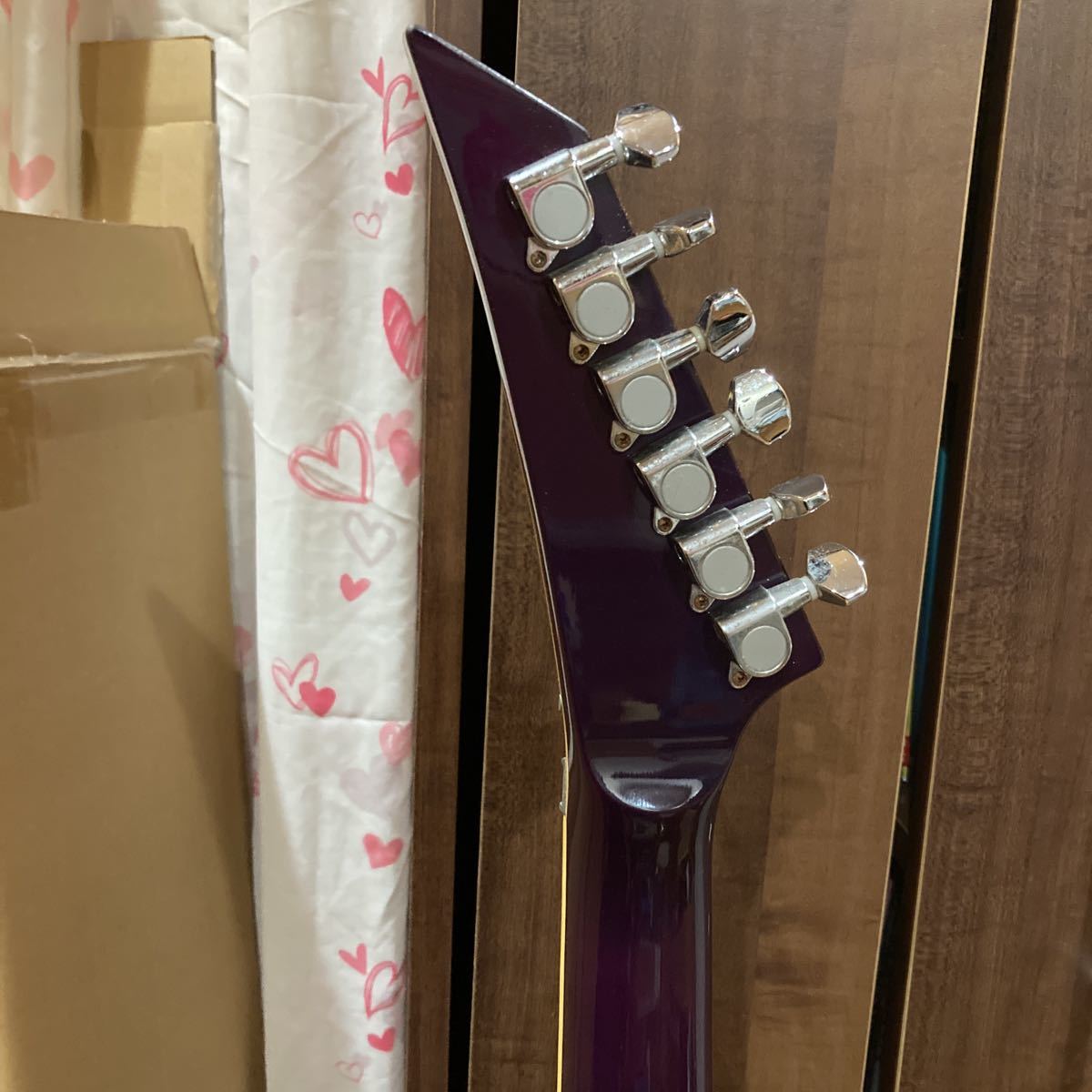 【雑貨】 エレキ ギター grass roots グラスルーツ 紫 フロイドローズ 音出し確認済み ハムバッカー ESP ストラト タイプ_画像8