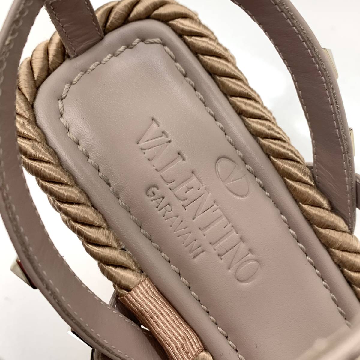 7190 Valentino lock studs leather Wedge sole sandals pink beige 