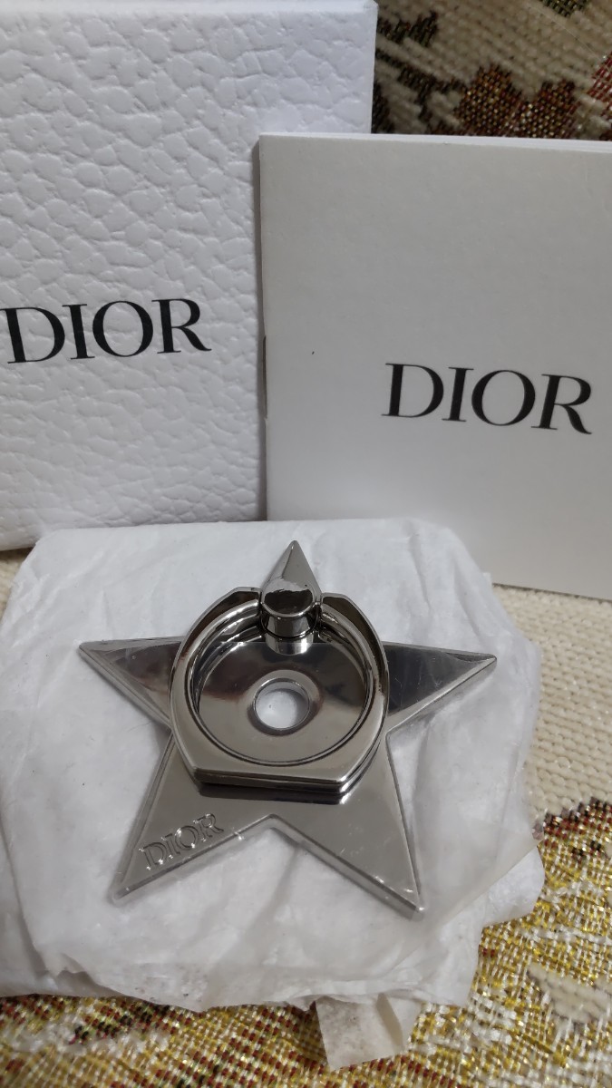 未使用 新品 Dior スマホ リング スター 星 ノベルティ Christian Dior 携帯リングホルダー 箱 冊子 付き｜PayPayフリマ