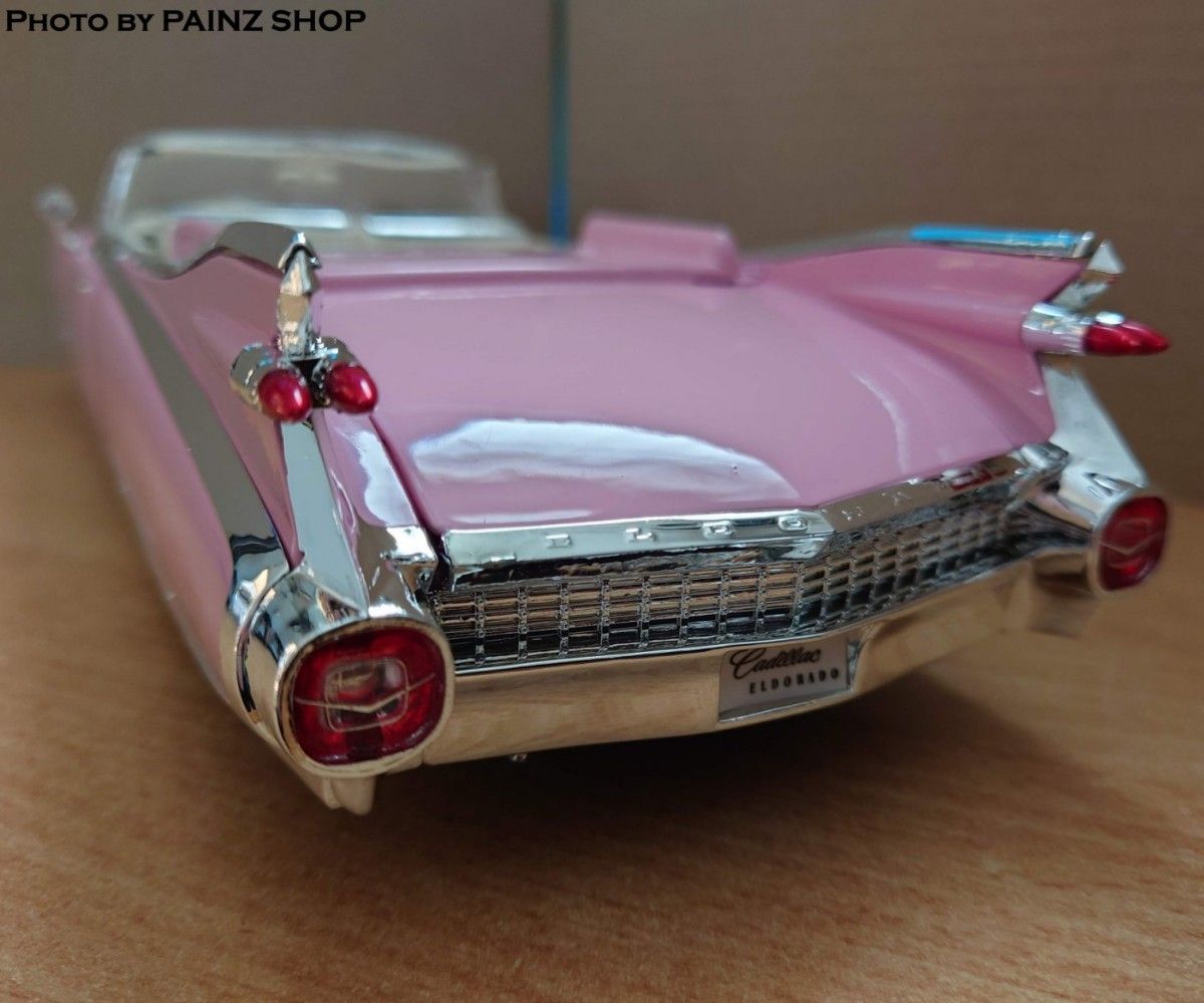 1/18 ピンク キャデラック エルドラド 1959 Cadillac マイスト