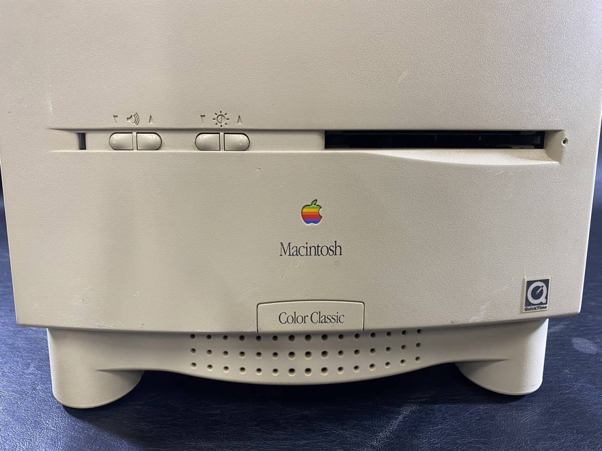 26)Apple Macintosh COLOR CLASSIC II Model No. M1600