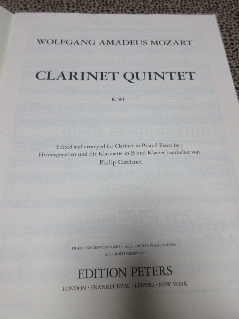  foreign book mo-tsarutoMozart: Clarinet Quintet, K. 581 (arr. for clarinet & piano)