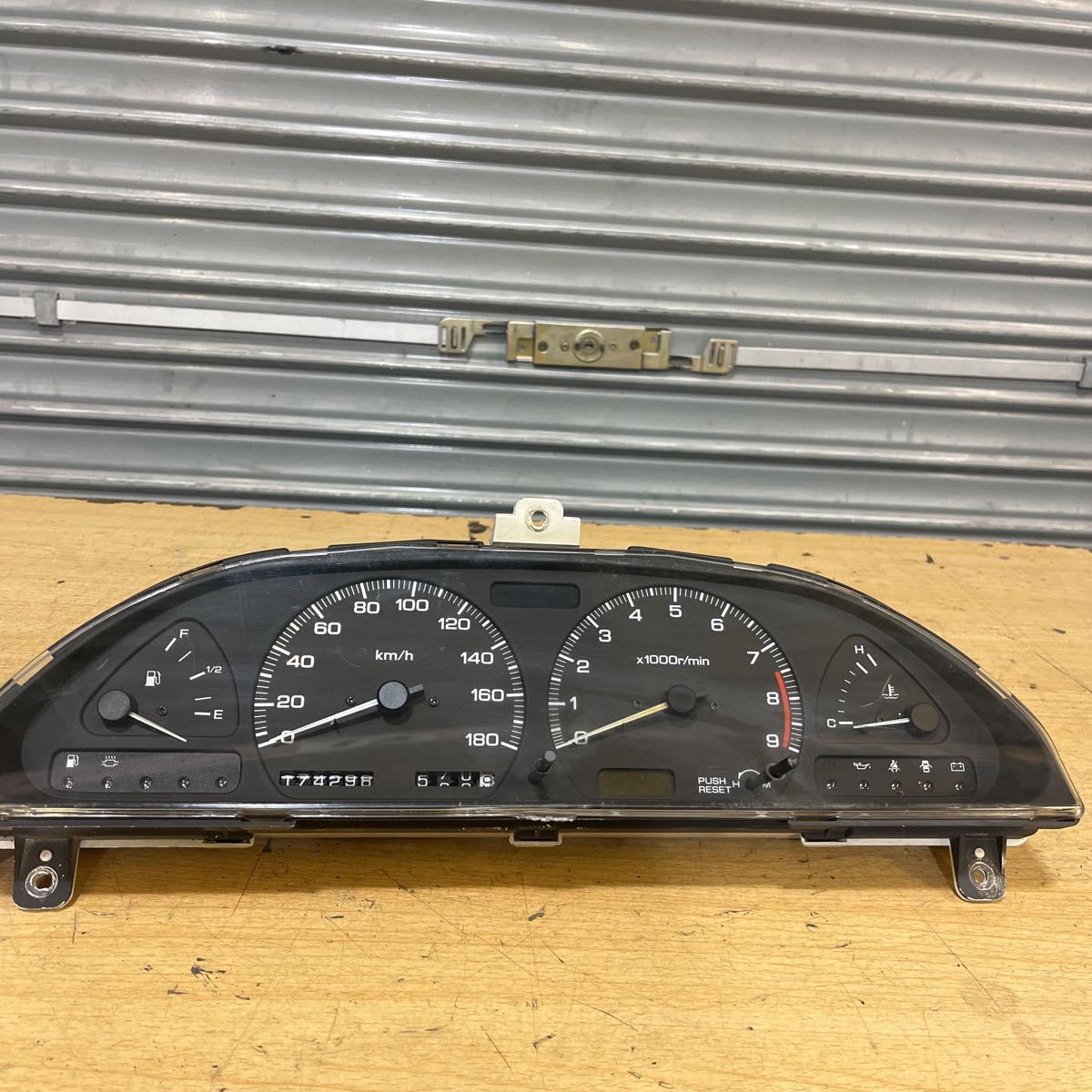 日産 シルビア s13 180sx 純正 スピードメーター メーター (日産用