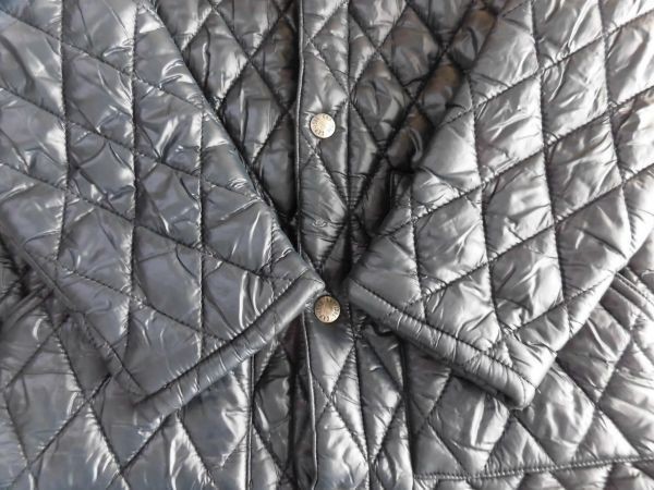 ei-2190　■　ＧａｐＫｉｄｓ　■ 子供服　コート　ジャケット　長袖　黒　サイズ130　フード付き綿入りナイロンコート_画像7