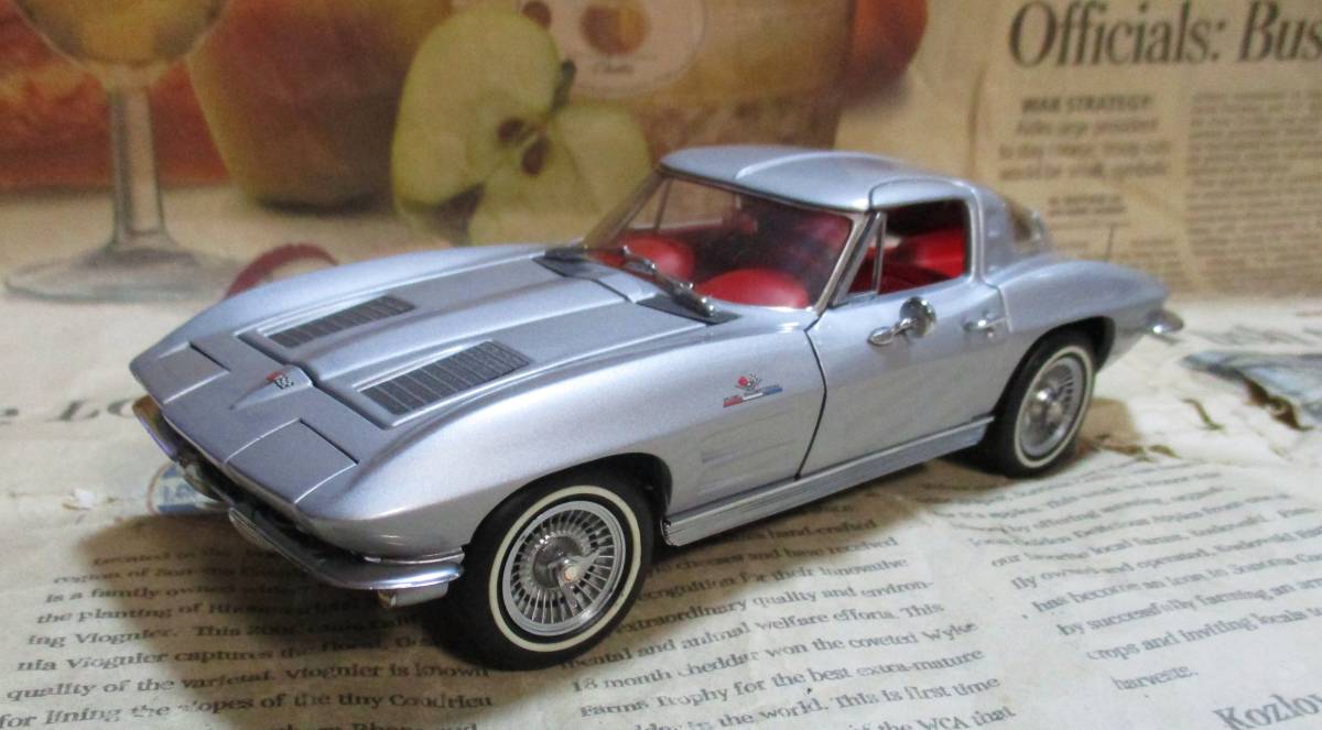 * ultra rare out of print * Franklin Mint *1/24*1963 Chevy Corvette Sting Ray Fiberglass