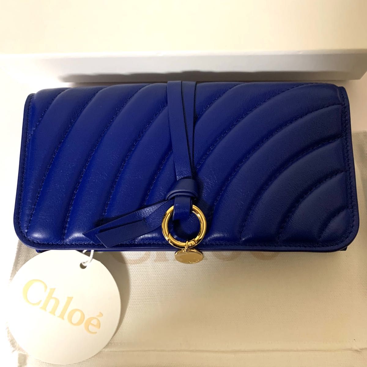 美品 クロエ レザー アルファベット フラップ 長財布