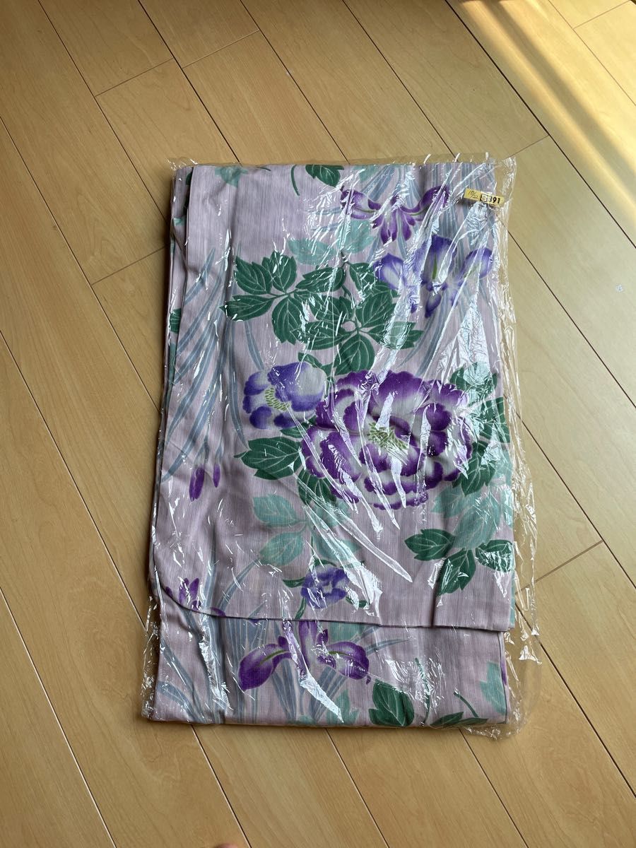 ユキトリイ　浴衣　YUKI TORII 薄紫　ピンク　和服　花柄　パープル